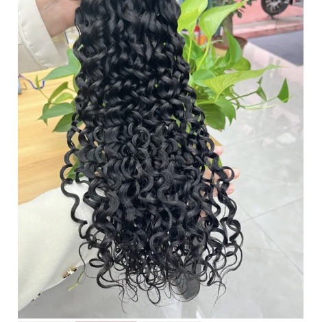 Length: 20” inches
Weight: 200 grams
Texture: Caribbean Curls
Hair Type: Premium Vietnamese Raw Human Hair SDD
Color: Natural Black (unless customized)PRICE PER BUNDLES is £89.50
