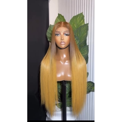 26” Luxury Unit
Length: 26 inches
320 grams
Closure Size: 2x6
Hair Type: Raw Vietnamese SDD
Texture: Donor Bone Straight
Long-lasting premium quality
Can be coloured and heat styled