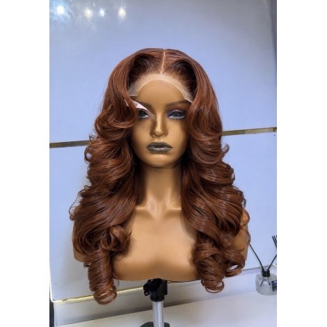 Linn UNIT.                                                             22 inches Vietnamese                    Raw Donor Wig